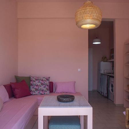 Ann'S Apartment II Lixouri Esterno foto